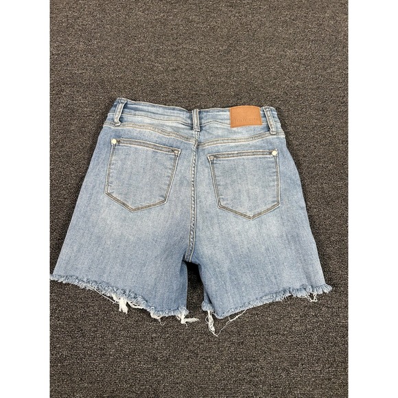 Judy Blue Denim Shorts Women's Large Blue Stretch 5" Inseam Medium Wash - Picture 2 of 6